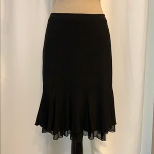 NWT White House Black Market Skirt Size M